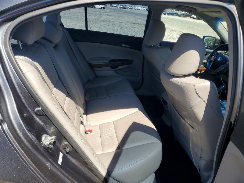 60982626 :رقم المزاد ، 1HGCP3F83CA019035 vin ، 2012 Honda Accord مزاد بيع