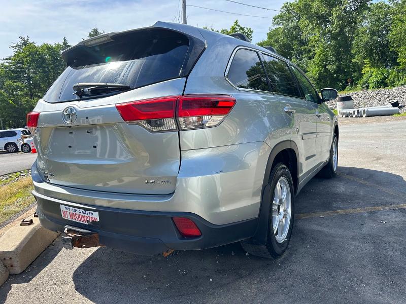 Продаж на аукціоні авто 2018 Toyota Highlander, vin: 5TDBZRFH4JS906070, номер лоту: 58079316