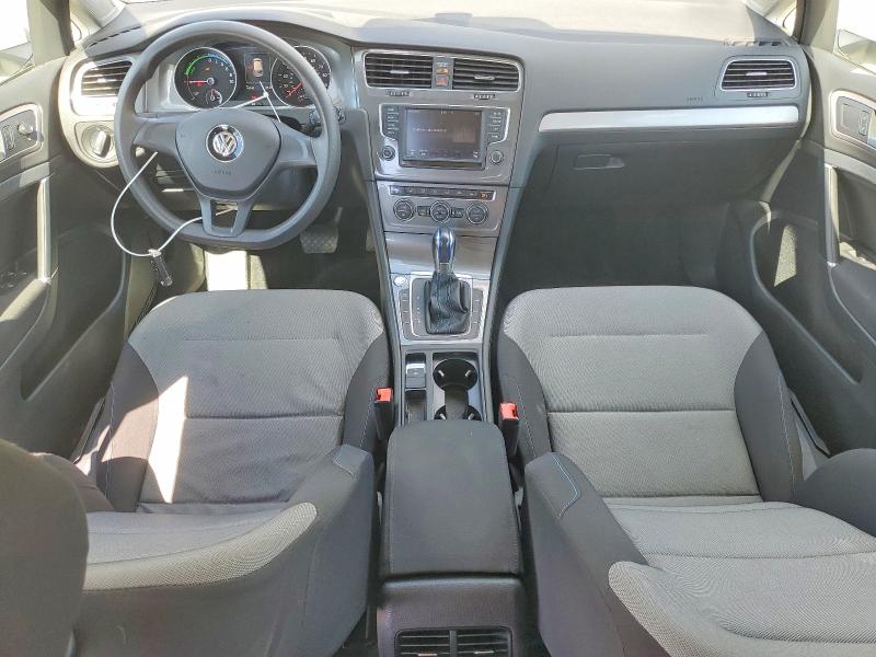 55994466 :رقم المزاد ، WVWKP7AU3GW913809 vin ، 2016 Volkswagen E-golf مزاد بيع