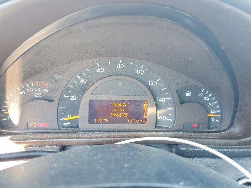 55306456 :رقم المزاد ، WDBRF64J91F051571 vin ، 2001 Mercedes-benz C مزاد بيع