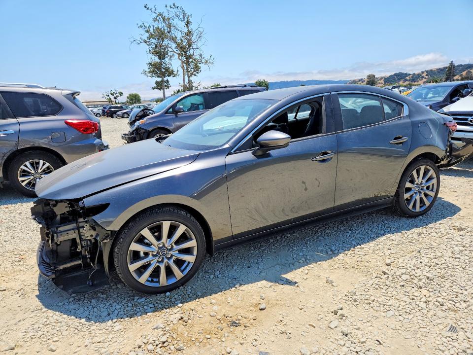 58136326 :رقم المزاد ، JM1BPACLXT1868196 vin ، 2026 Mazda 3 مزاد بيع