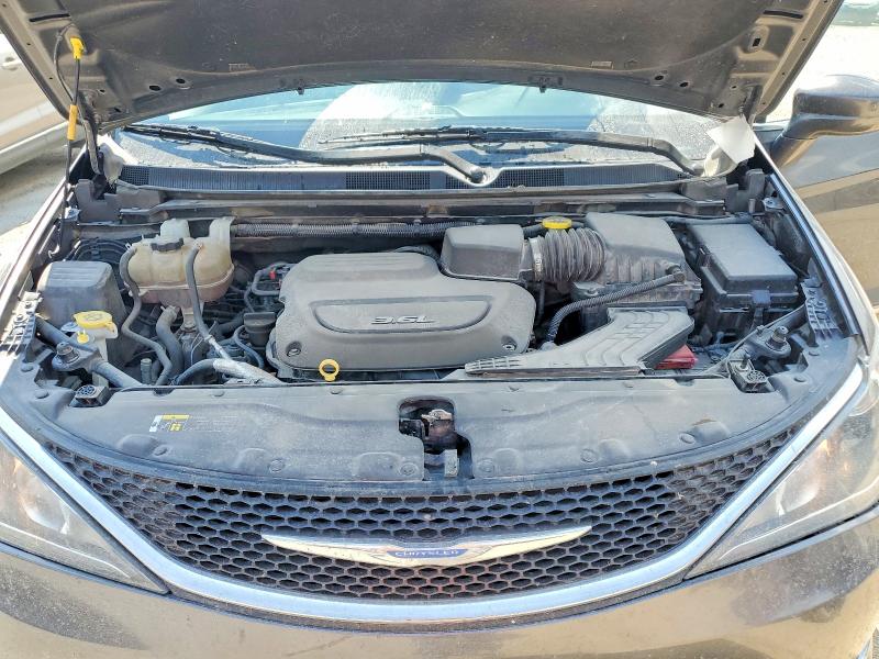 Auction sale of the 2018 Chrysler Pacifica, vin: 2C4RC1BG8JR219018, lot number: 55859426