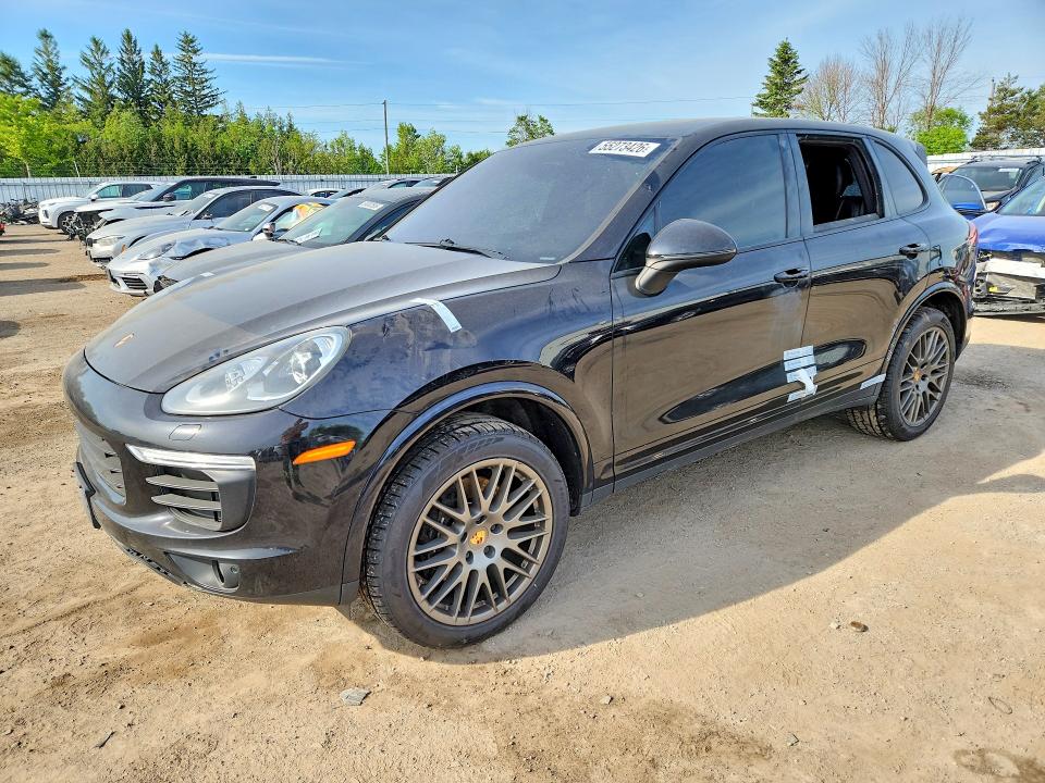 55273426 :رقم المزاد ، WP1AA2A29HKA90163 vin ، 2017 Porsche Cayenne مزاد بيع