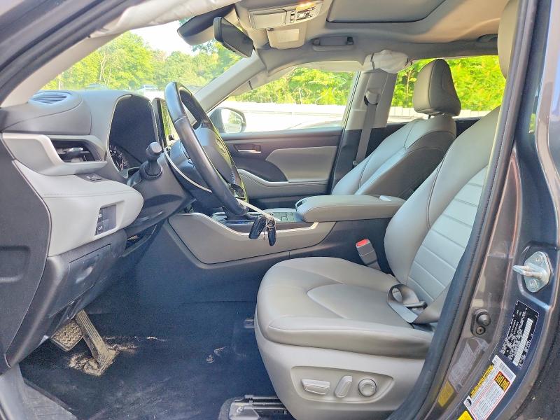 58587676 :رقم المزاد ، 5TDHZRBH5LS028829 vin ، 2020 Toyota Highlander مزاد بيع
