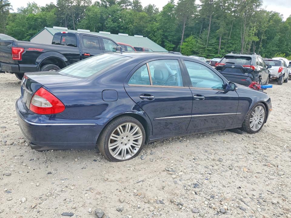 57443986 :رقم المزاد ، WDBUF56X07B169482 vin ، 2007 Mercedes-benz E مزاد بيع