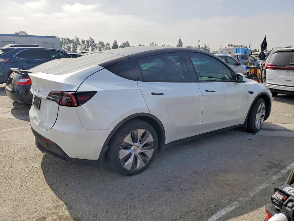 2022 Tesla Model Y მანქანა იყიდება აუქციონზე, vin: 7SAYGDEE2NA022116, აუქციონის ნომერი: 58475226