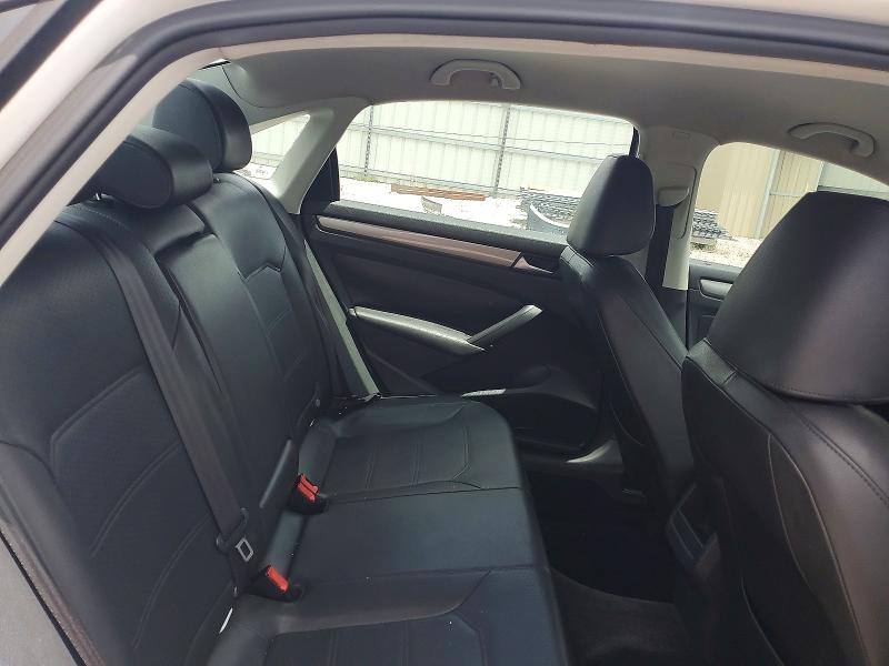 2015 Volkswagen Passat მანქანა იყიდება აუქციონზე, vin: 1VWAT7A31FC106183, აუქციონის ნომერი: 57645116
