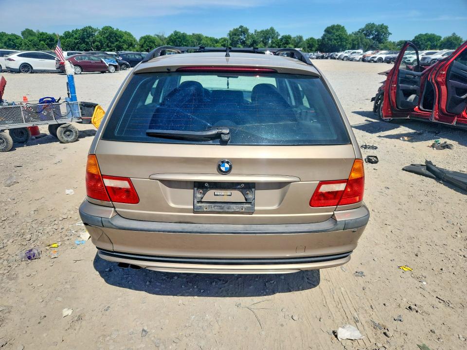 56227166 :رقم المزاد ، WBAAR3349YJM01429 vin ، 2000 Bmw 323 مزاد بيع