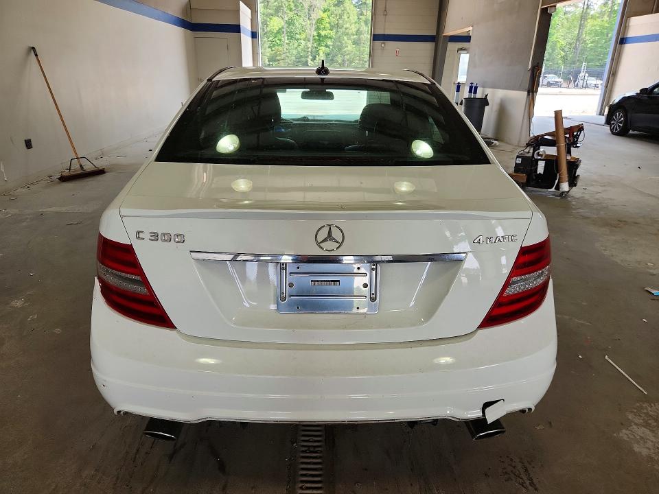 Продажа на аукционе авто 2012 Mercedes-benz C, vin: WDDGF8BB9CA692788, номер лота: 56788136