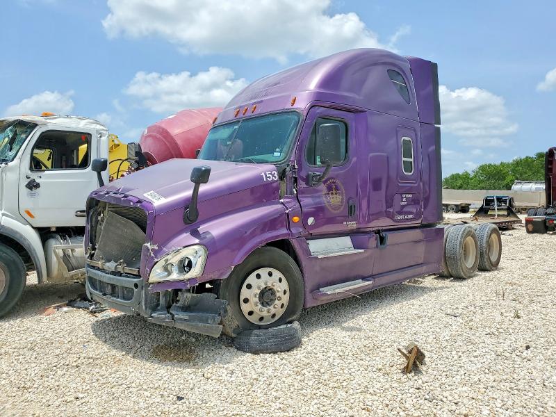 58486076 :رقم المزاد ، 3AKJGLD57FSFN2609 vin ، 2015 Freightliner Cascadia 125 مزاد بيع