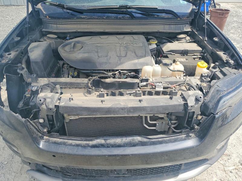 56113496 :رقم المزاد ، 1C4PJMDX7KD237008 vin ، 2019 Jeep Cherokee مزاد بيع