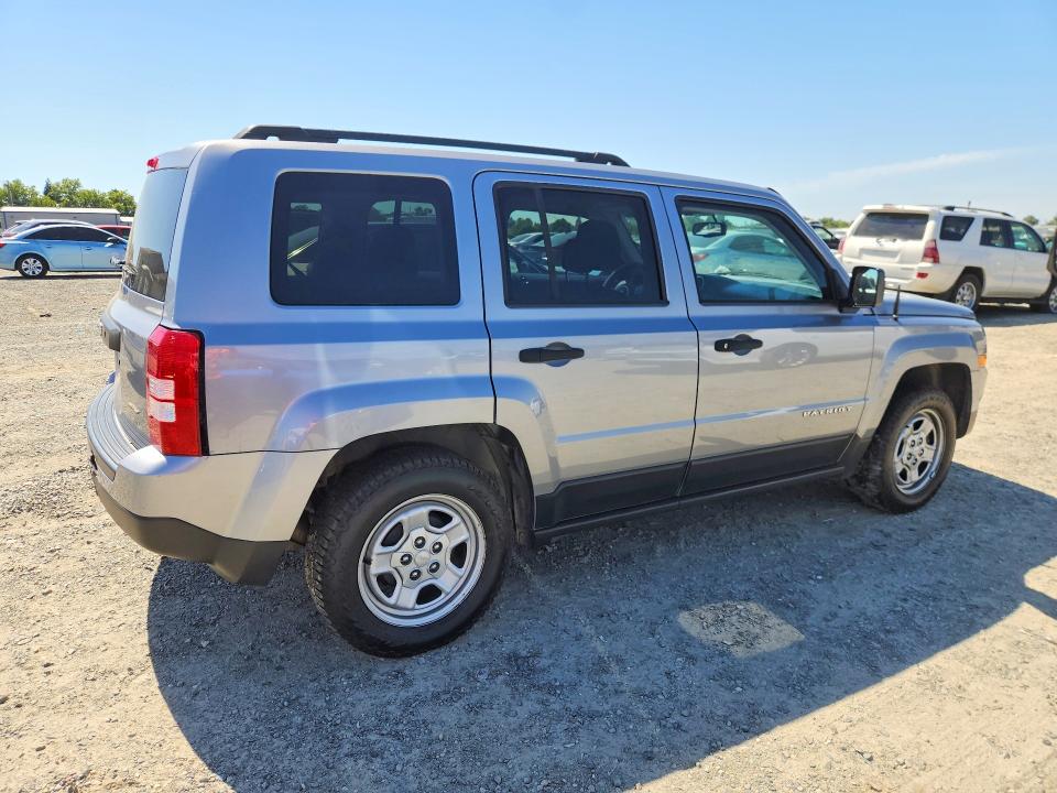 57272076 :رقم المزاد ، 1C4NJPBA2HD207642 vin ، 2017 Jeep Patriot مزاد بيع