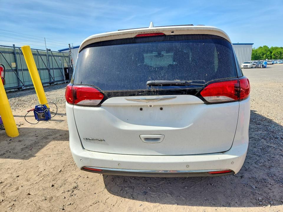 54767816 :رقم المزاد ، 2C4RC1BG5JR119765 vin ، 2018 Chrysler Pacifica مزاد بيع