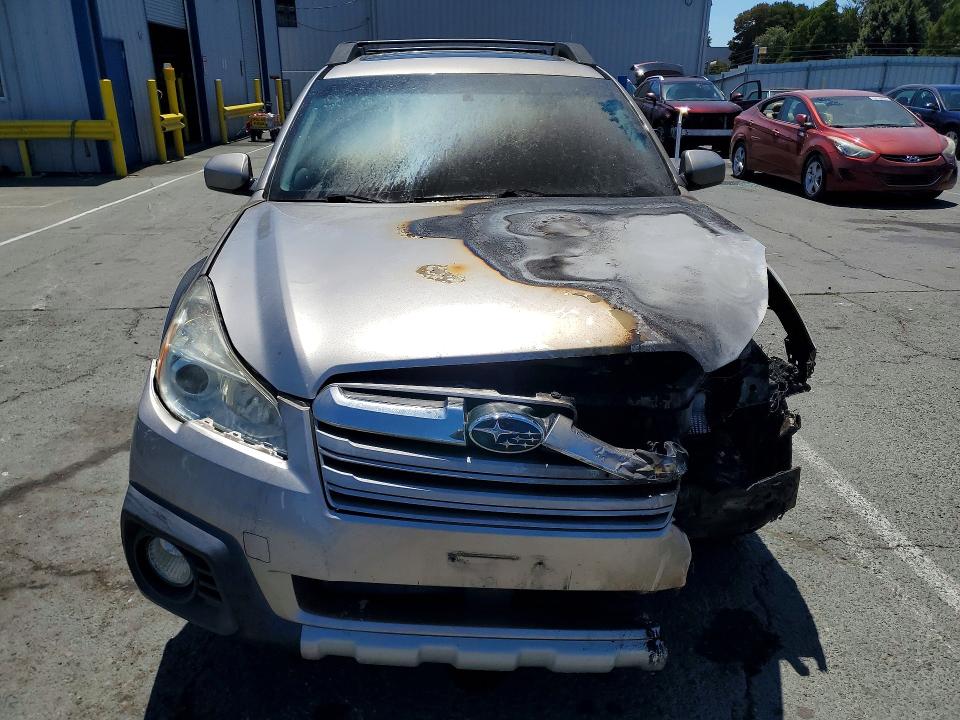 Auction sale of the 2014 Subaru Outback, vin: 4S4BRBLC5E3325695, lot number: 58157486