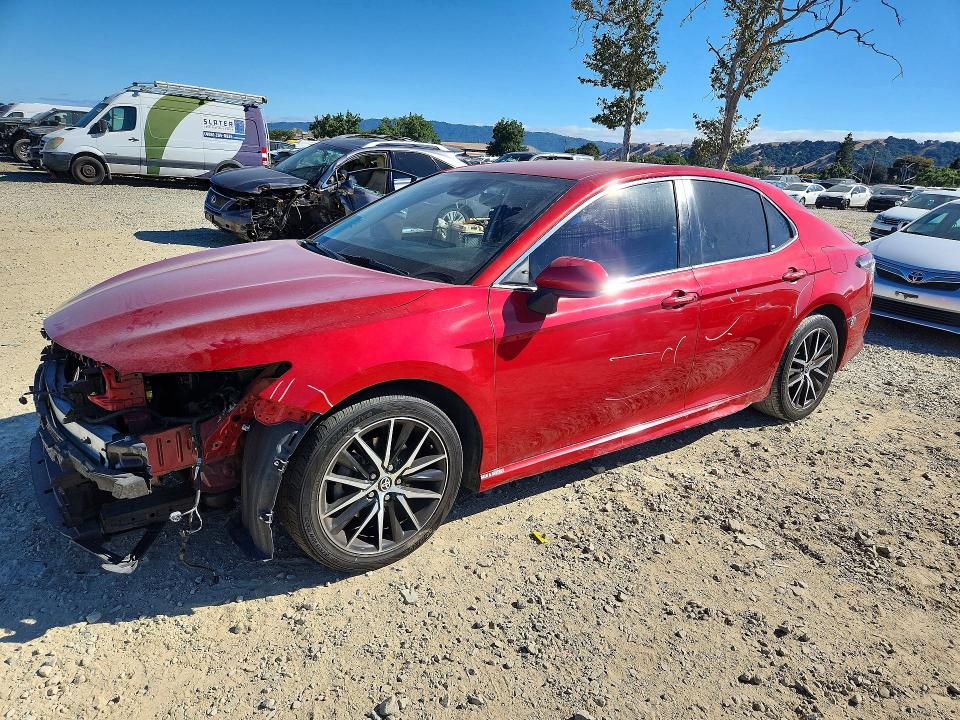 Продажа на аукционе авто 2021 Toyota Camry, vin: 4T1G11AK4MU414927, номер лота: 58108456