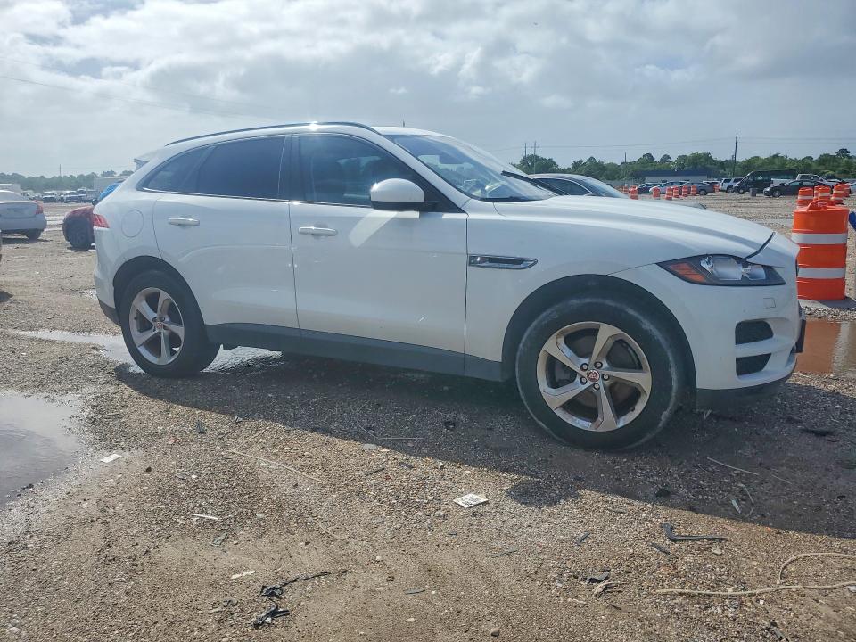 57491526 :رقم المزاد ، SADCJ2BV1HA074469 vin ، 2017 Jaguar F-pace مزاد بيع