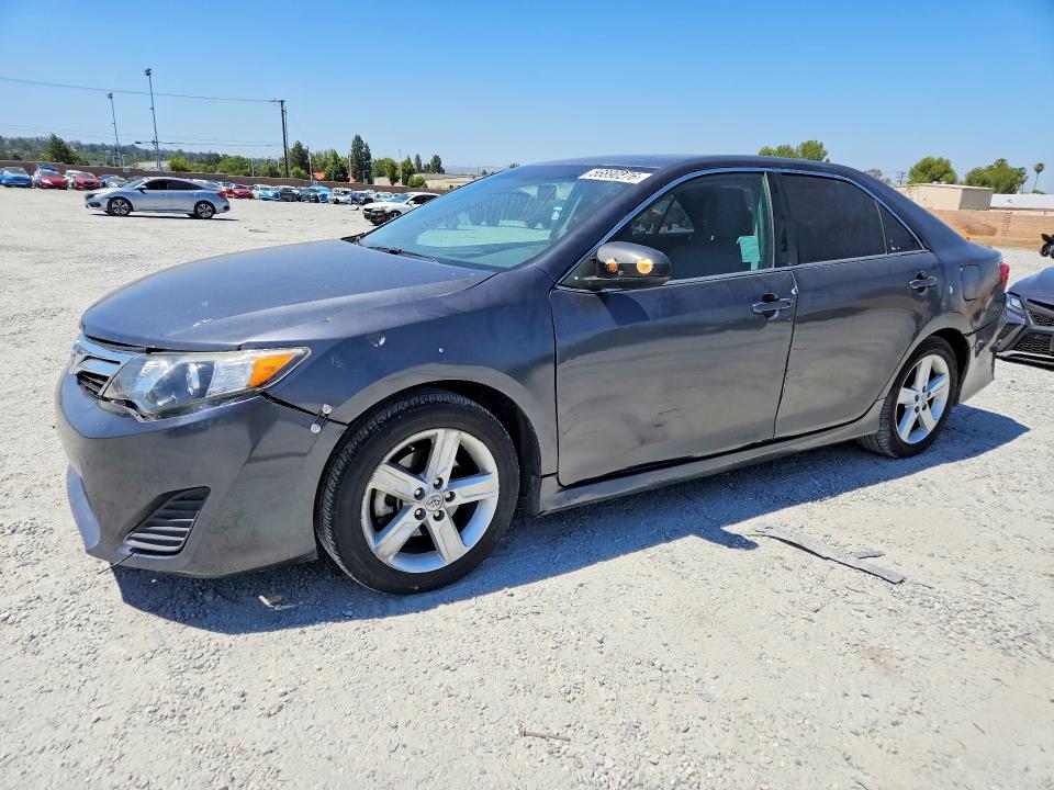 56890276 :رقم المزاد ، 4T1BF1FK7DU663565 vin ، 2013 Toyota Camry مزاد بيع