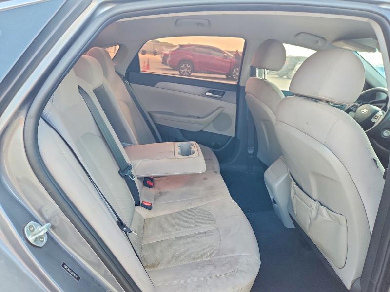 57926696 :رقم المزاد ، 5NPE24AF5JH696241 vin ، 2018 Hyundai Sonata مزاد بيع