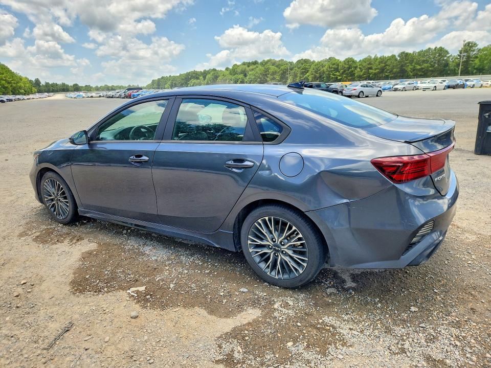 2022 Kia Forte მანქანა იყიდება აუქციონზე, vin: 3KPF54AD7NE449758, აუქციონის ნომერი: 76296895