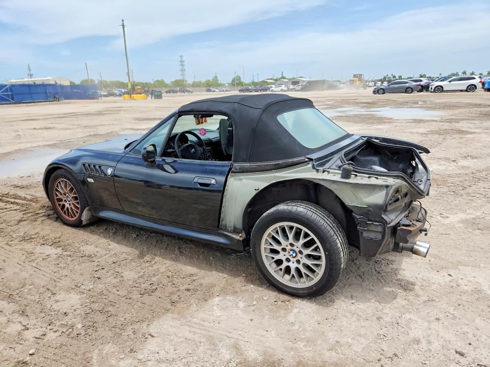 57402666 :رقم المزاد ، 4USCH3344YLF71567 vin ، 2000 Bmw Z3 مزاد بيع
