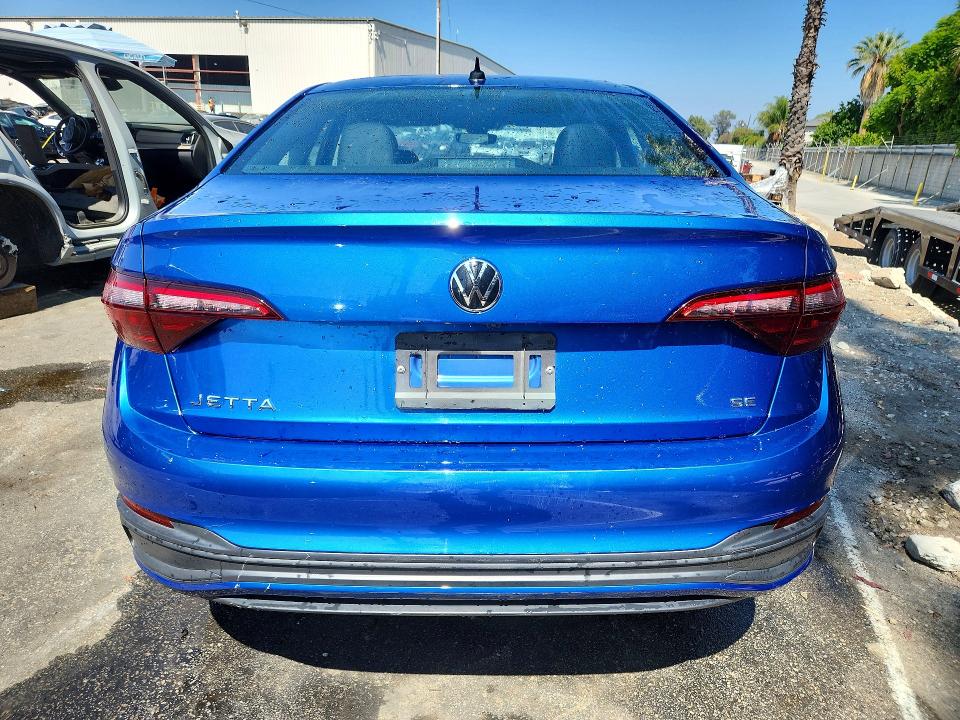 Продажа на аукционе авто 2024 Volkswagen Jetta, vin: 3VWEM7BU5RM033490, номер лота: 57925576