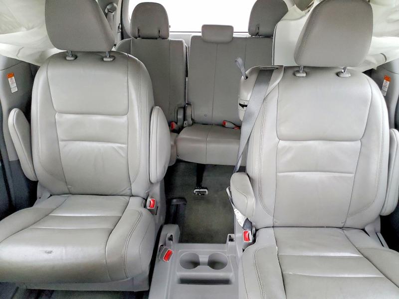 58772036 :رقم المزاد ، 5TDYZ3DC2KS966431 vin ، 2019 Toyota Sienna مزاد بيع