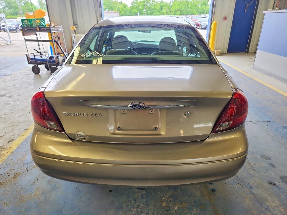 Продажа на аукционе авто 2002 Ford Taurus, vin: 1FAFP55U82A146826, номер лота: 57680756