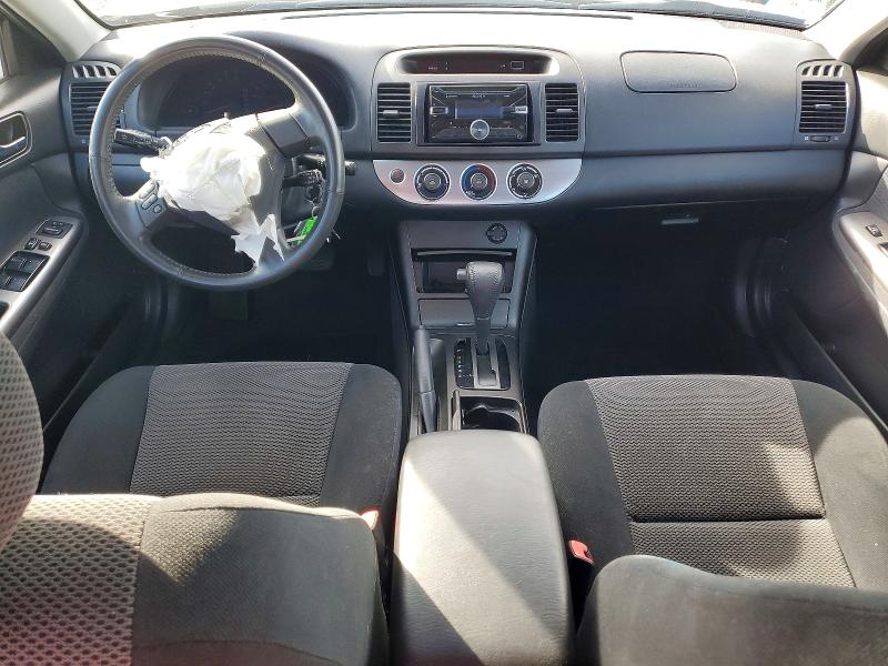 57677886 :رقم المزاد ، 4T1BE32K15U092242 vin ، 2005 Toyota Camry مزاد بيع