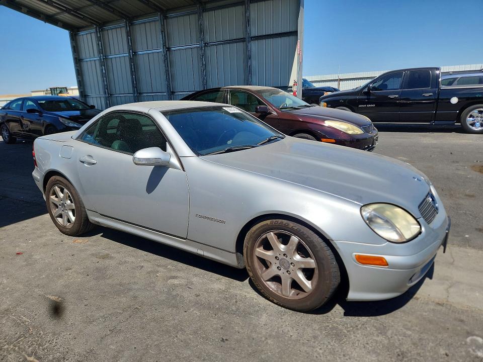 Aukcja sprzedaży 2002 Mercedes-benz Slk, vin: WDBKK49F62F252545, numer aukcji: 58834316