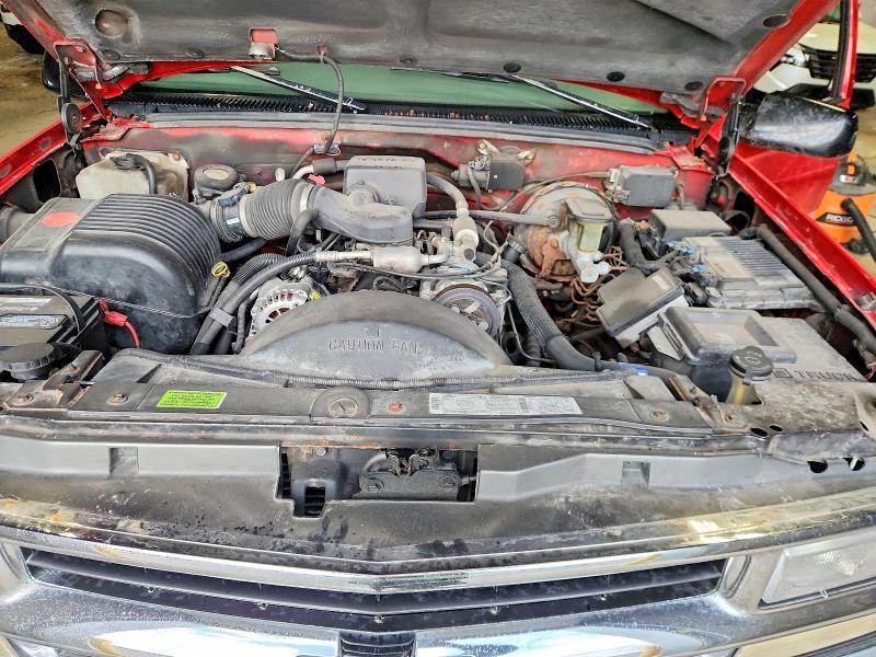 1997 Chevrolet Suburban მანქანა იყიდება აუქციონზე, vin: 1GNFK16RXVJ364113, აუქციონის ნომერი: 57200586