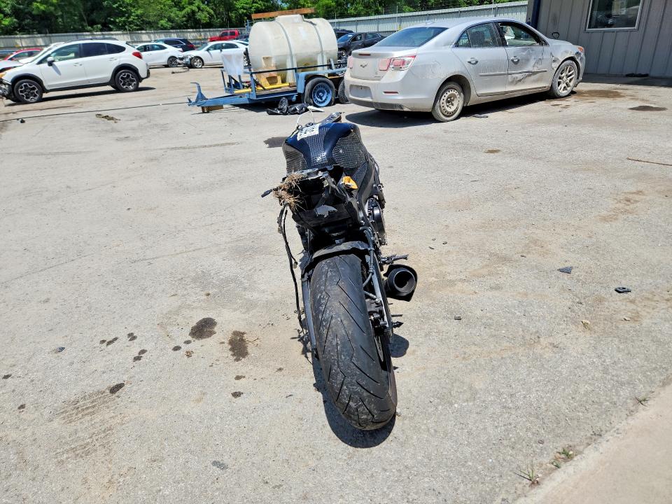 56635186 :رقم المزاد ، JS1GR7MA2G2100321 vin ، 2016 Suzuki Gsx-r750 مزاد بيع