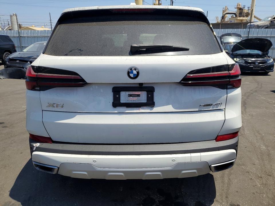 46678746 :رقم المزاد ، 5UX13EU09S9W51708 vin ، 2025 Bmw X5 مزاد بيع