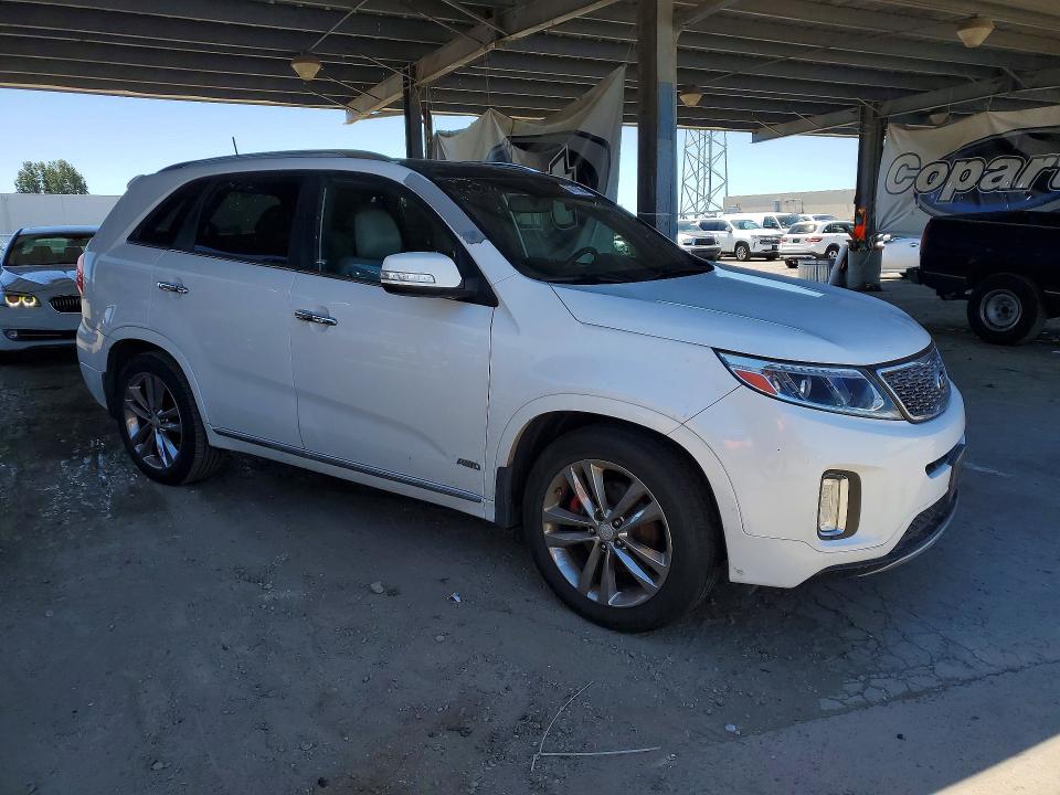 2015 Kia Sorento მანქანა იყიდება აუქციონზე, vin: 5XYKWDA70FG652582, აუქციონის ნომერი: 56715686