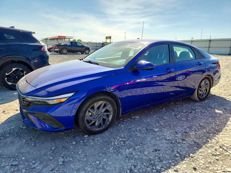 2024 Hyundai Elantra მანქანა იყიდება აუქციონზე, vin: KMHLM4DG1RU684235, აუქციონის ნომერი: 55804806