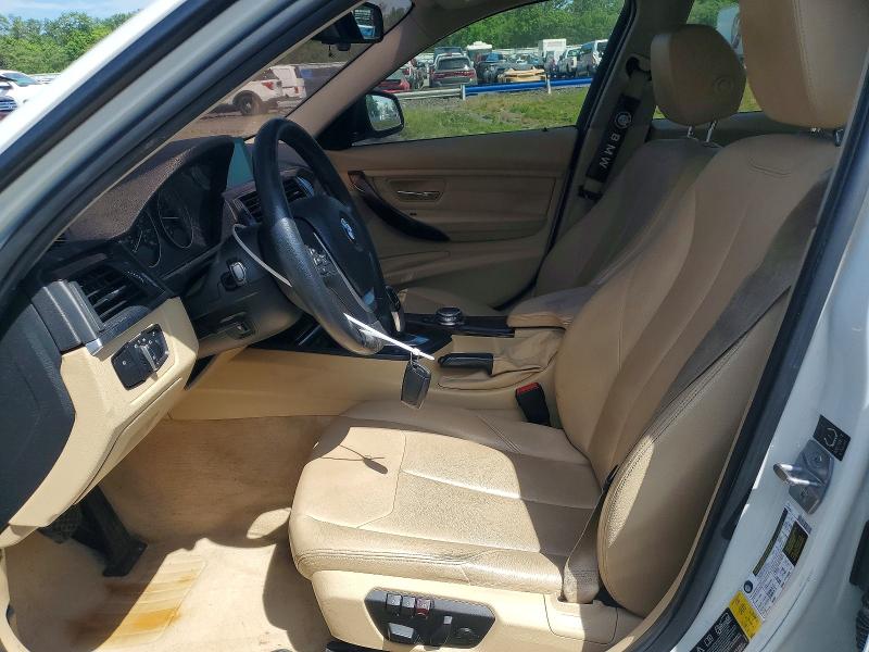 56424436 :رقم المزاد ، WBA3B3G50FNR87041 vin ، 2015 Bmw 328 مزاد بيع