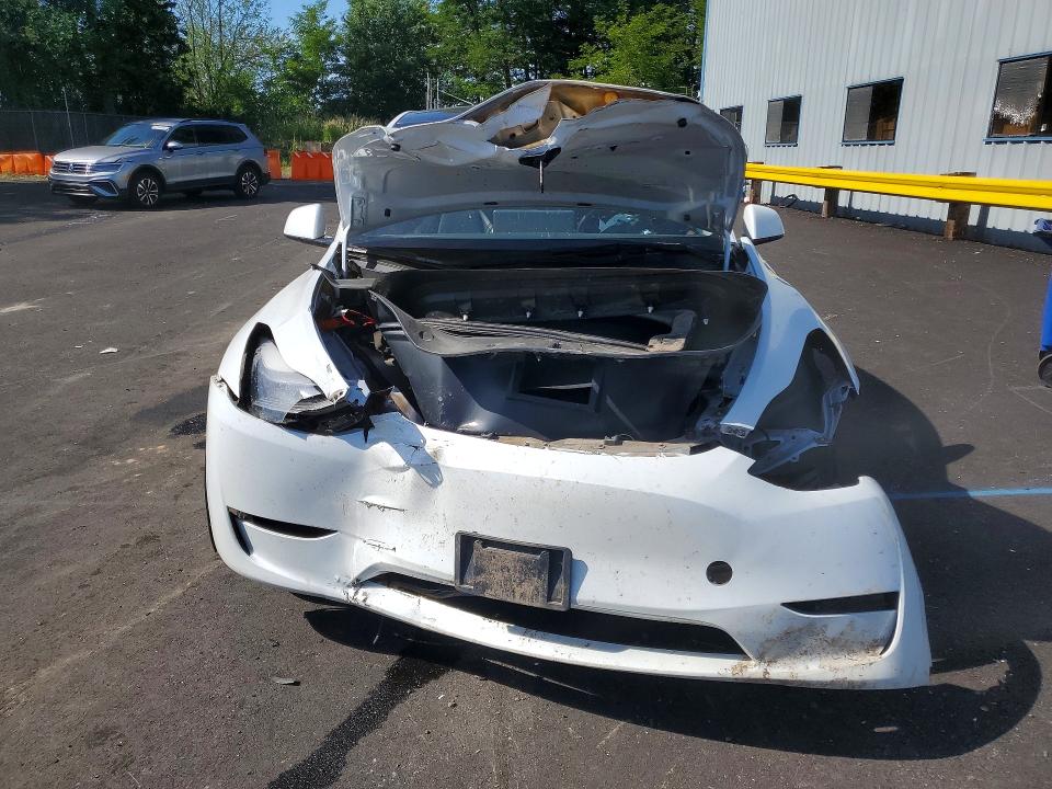 55954846 :رقم المزاد ، 7SAYGDEEXPF637972 vin ، 2023 Tesla Model Y مزاد بيع