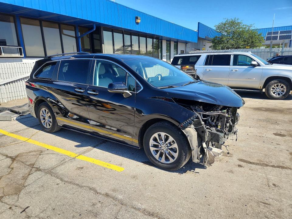56517766 :رقم المزاد ، 5TDJRKEC6MS025660 vin ، 2021 Toyota Sienna مزاد بيع