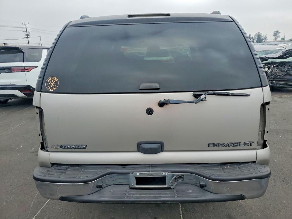57088846 :رقم المزاد ، 1GNEC13T45R243006 vin ، 2005 Chevrolet Tahoe مزاد بيع