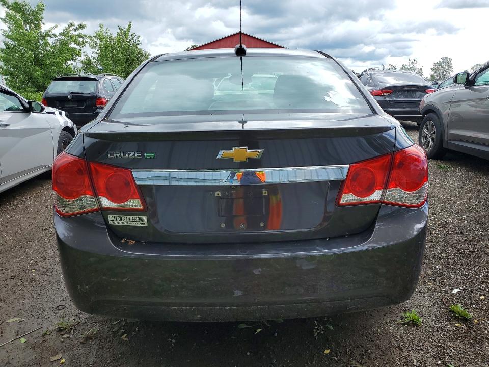 Продажа на аукционе авто 2015 Chevrolet Cruze, vin: 1G1P75SZ2F7292228, номер лота: 55239146