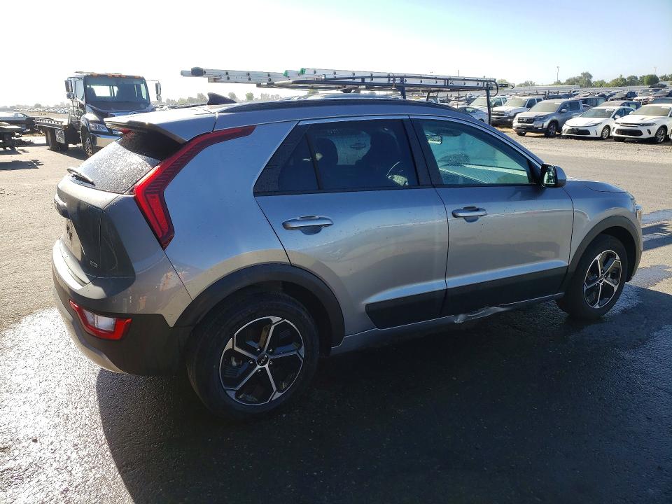 59277886 :رقم المزاد ، KNDCP3LE2S5307709 vin ، 2025 Kia Niro مزاد بيع