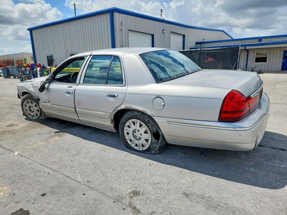 Продажа на аукционе авто 2004 Mercury Grand Marquis, vin: 2MEFM74W74X668924, номер лота: 56812536
