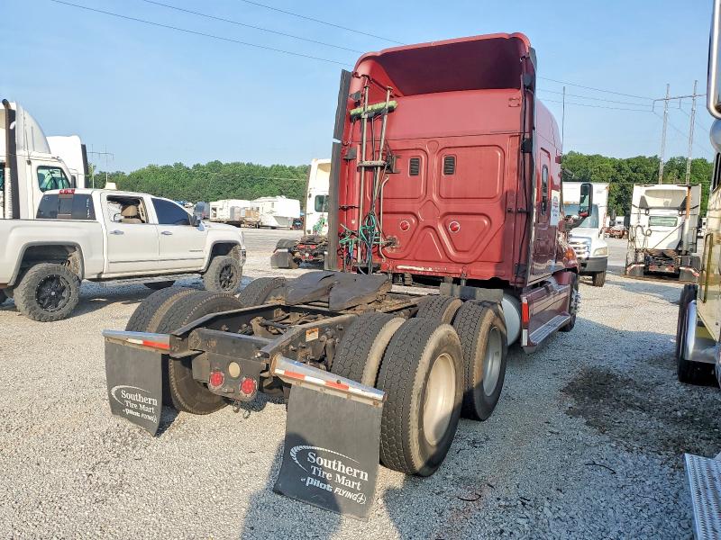 58933816 :رقم المزاد ، 1FUJGLDR8CLBE3959 vin ، 2012 Freightliner Cascadia 125 مزاد بيع