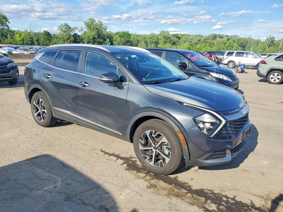 Продажа на аукционе авто 2023 Kia Sportage, vin: KNDPVCAG6P7106225, номер лота: 57682576