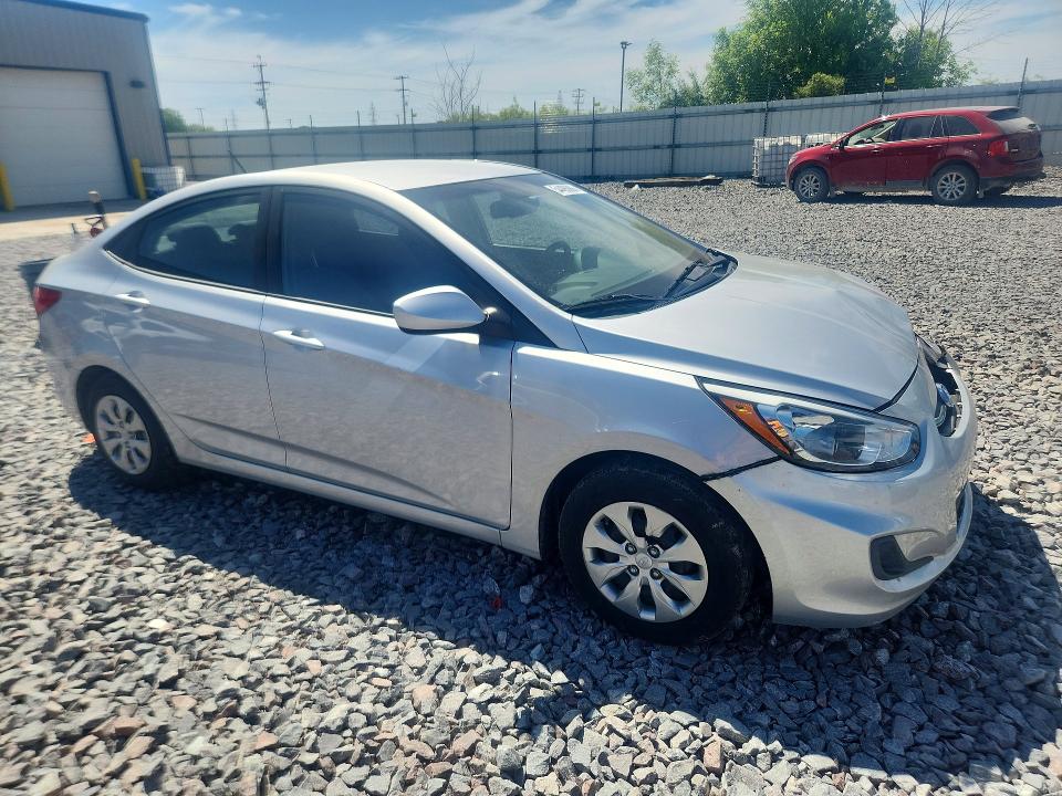 2017 Hyundai Accent მანქანა იყიდება აუქციონზე, vin: KMHCT4AE4HU252193, აუქციონის ნომერი: 54485866