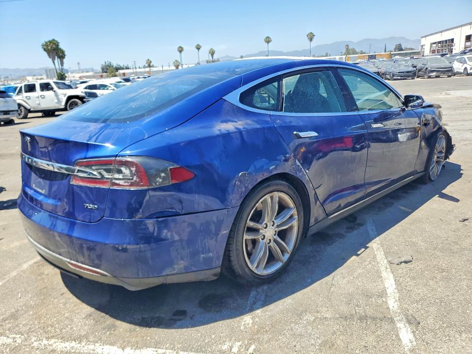 Продажа на аукционе авто 2015 Tesla Model S, vin: 5YJSA1E20FF114287, номер лота: 52920206