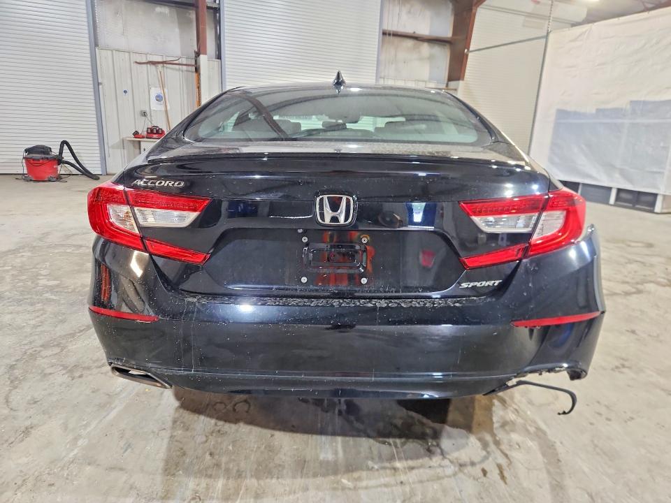 Aukcja sprzedaży 2018 Honda Accord, vin: 1HGCV1F31JA094330, numer aukcji: 57901376