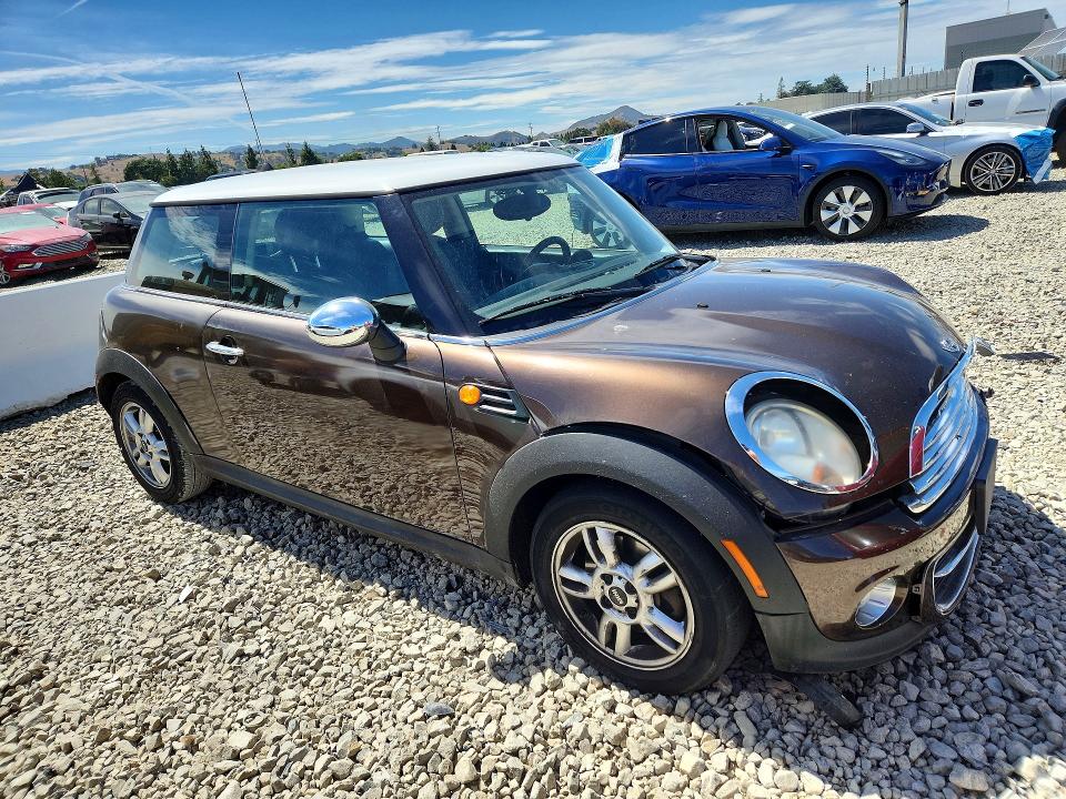 2011 Mini Cooper მანქანა იყიდება აუქციონზე, vin: WMWSU3C51BT091946, აუქციონის ნომერი: 56450926