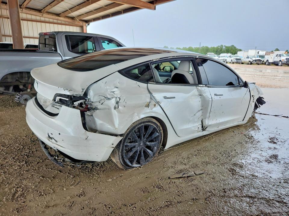 56472206 :رقم المزاد ، 5YJ3E1EB3KF469585 vin ، 2019 Tesla Mod مزاد بيع