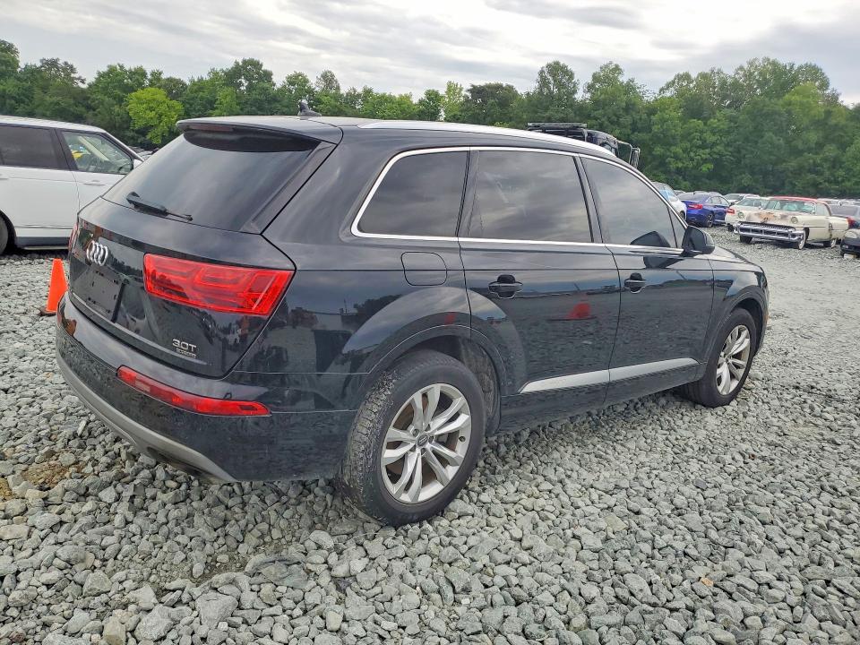Aukcja sprzedaży 2018 Audi Q7, vin: WA1LAAF7XJD029207, numer aukcji: 59030306
