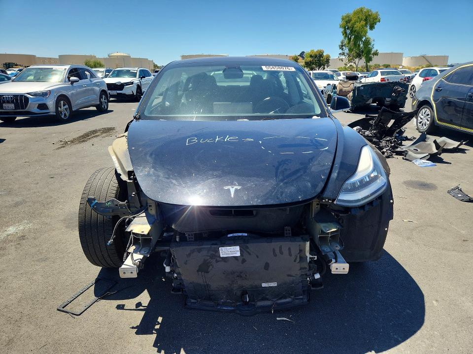 55458076 :رقم المزاد ، 5YJ3E1EA6JF078369 vin ، 2018 Tesla Model 3 مزاد بيع